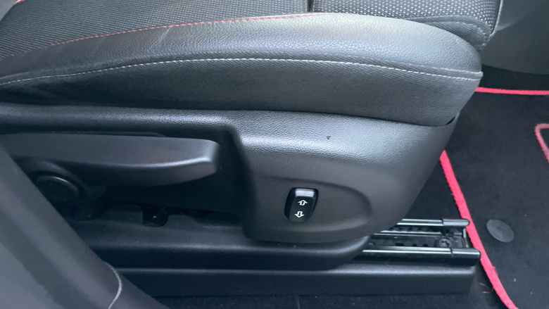 Vauxhall Crossland 1.2 Turbo [130] SRi Nav 5dr Petrol Hatchback